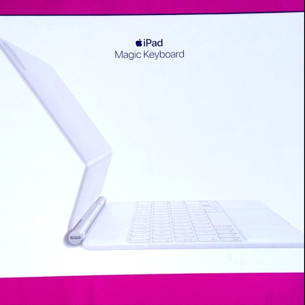 Apple Magic Keyboard 11-inch iPad Pro 1st, 2nd, 3rd Gen and iPad Air 4th,5th Gen